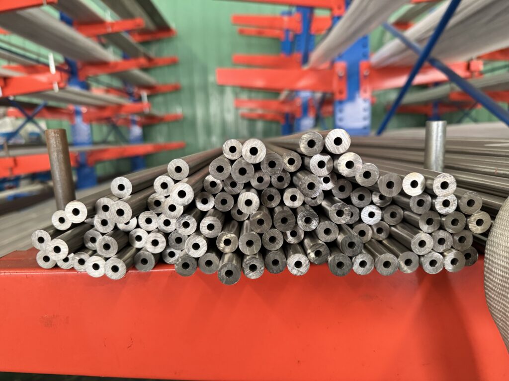 Hastelloy C22 Heavy Wall Tubes for High-Pressure Service (2)
