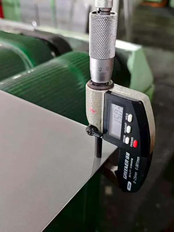 Nickel 200 / 201